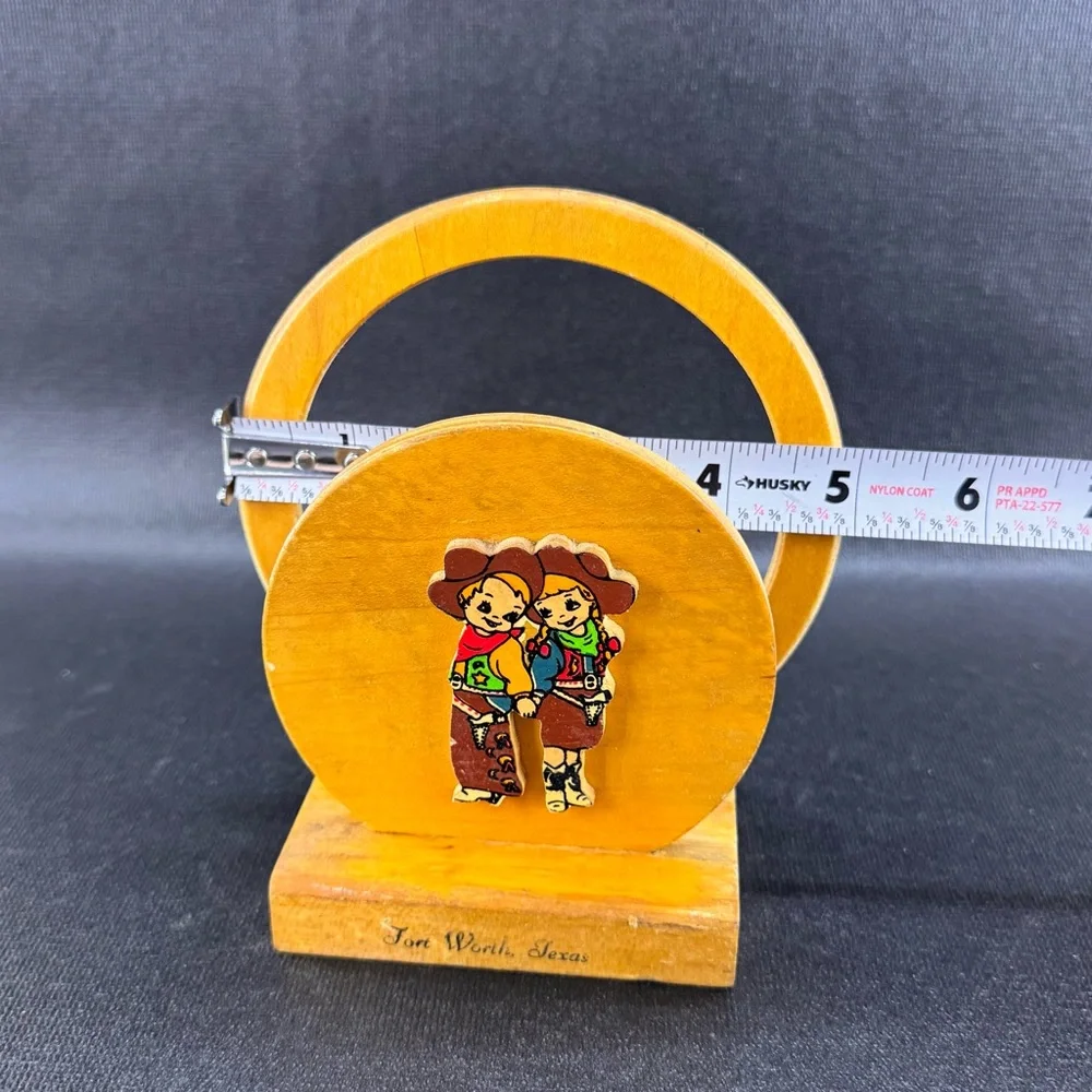 Vintage Wooden Cowboy Cowgirl Souvenir Napkin Holder Kitsch - Picture 7 of 7